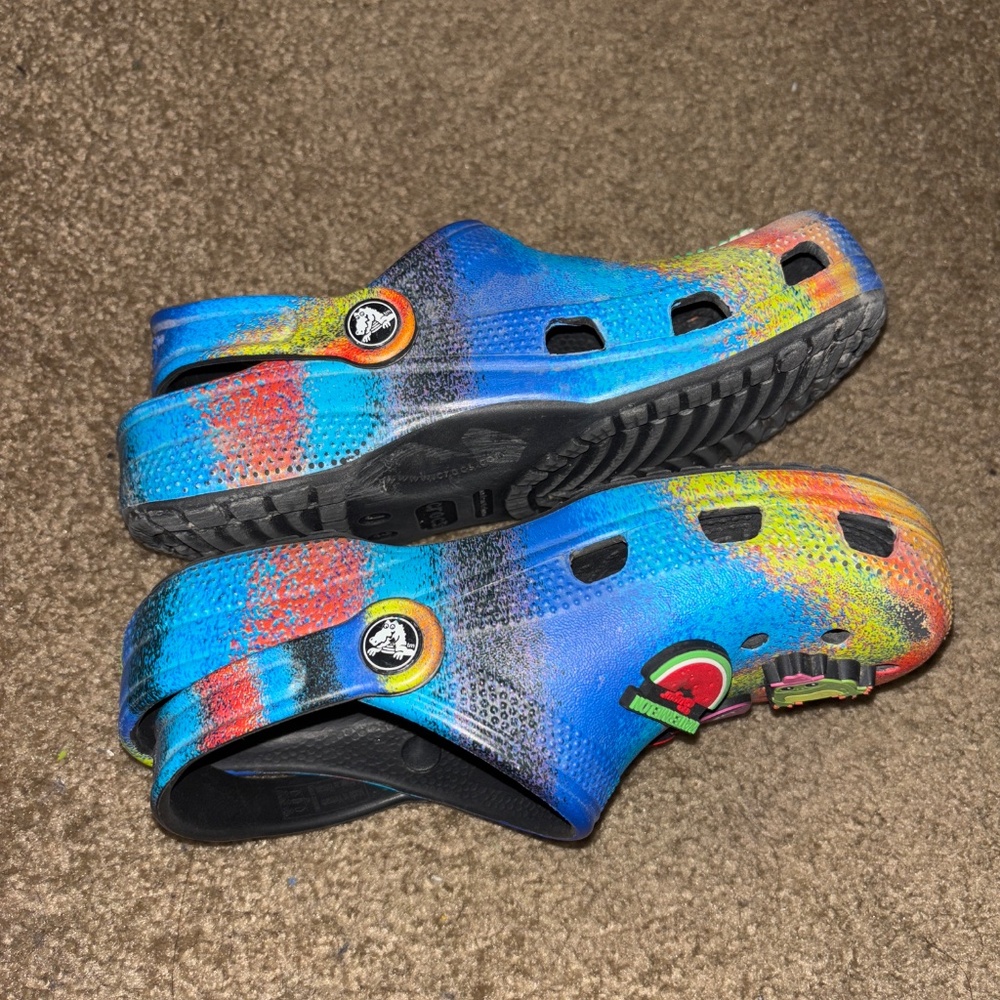 Crocs - Picture 4 of 6